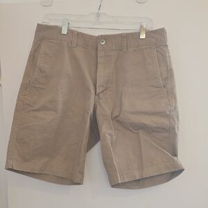 North Face Khaki Shorts, Tan, Size 32